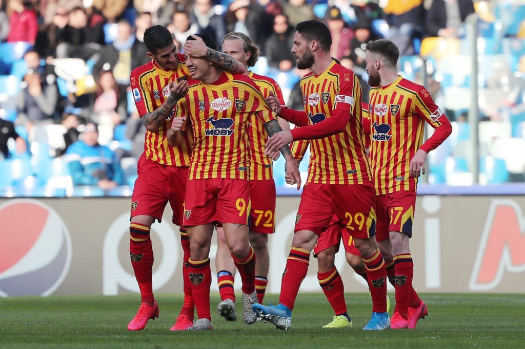 Lecce obtiene una victoria cómoda ante el Napoli de Gattuso con 3-2. El último tanto para la escuadra napolitana cayó en el minuto 89 por parte de Callejón. El mexicano Hirving Lozano entró al minuto 76 del partido.