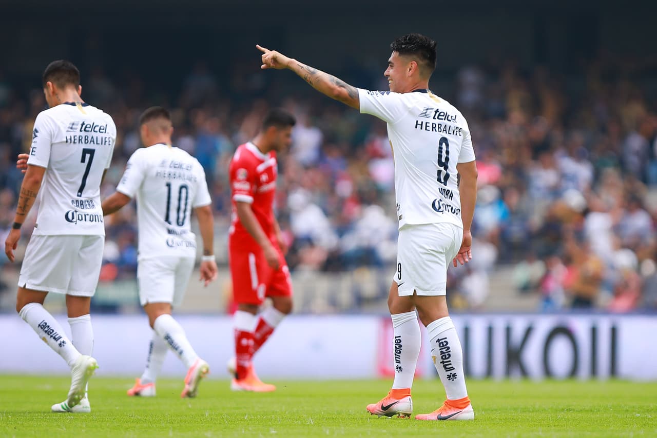 Esa victoria para Pumas parecía un descanso al final del primer tiempo contra los Diablos Rojos del Toluca en el estadio Olímpico Universitario.