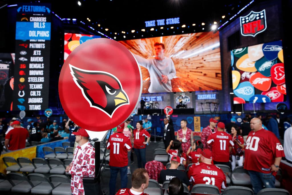 Así se vivieron los momentos previos a la edición 2019 del Draft de la NFL. Imperdibles imágenes de los fanáticos más apasionados del mundo.