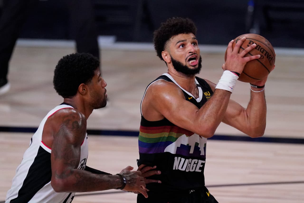 Los Angeles Clippers vencen 96 -85 a los Denver Nuggets y se quedan a una victoria de la final de conferencia.