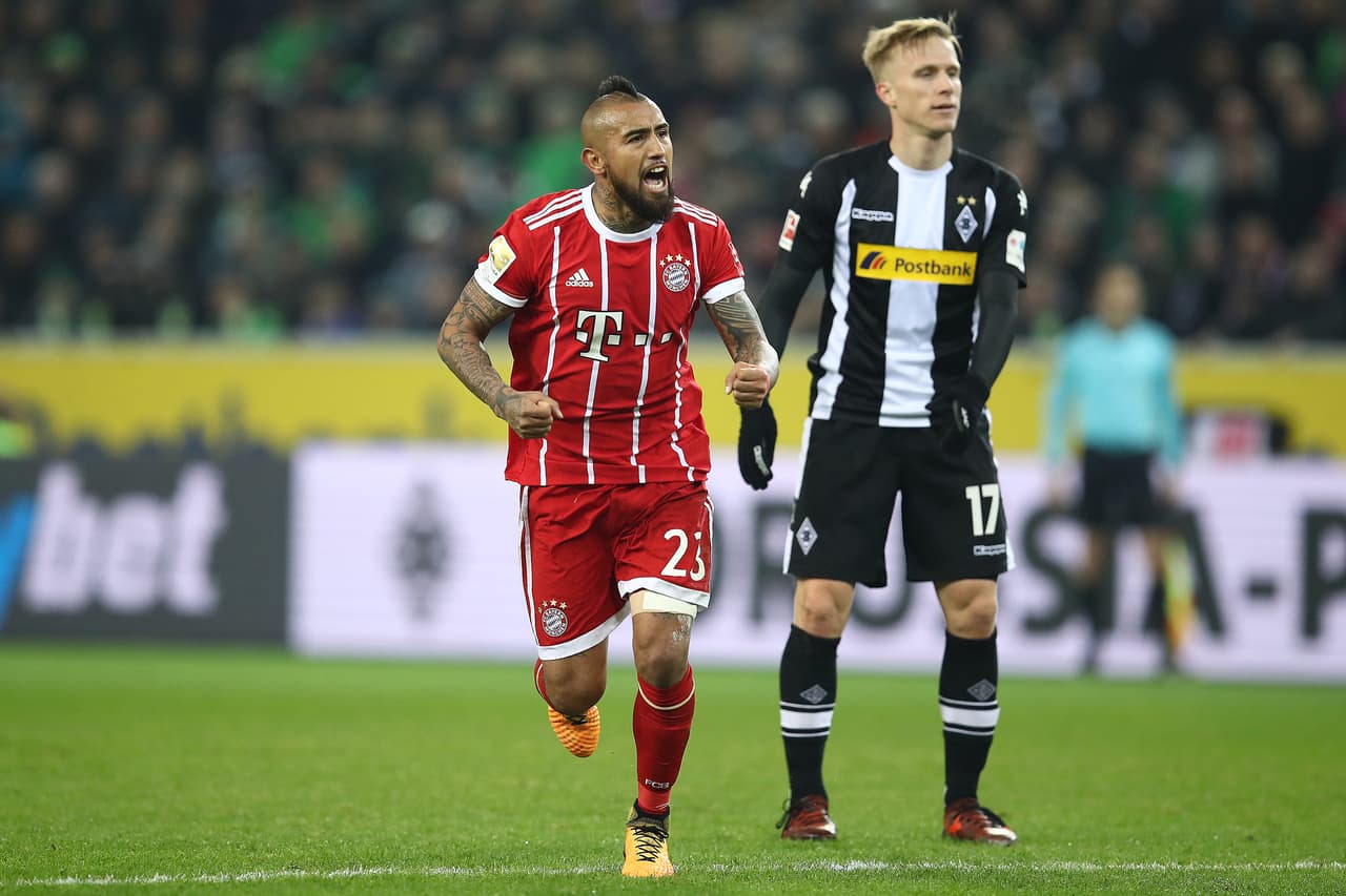 En el segundo tiempo, en el minuto 74, el chileno Arturo Vidal sacó un gran remate de media distancia para superar a Sommer.