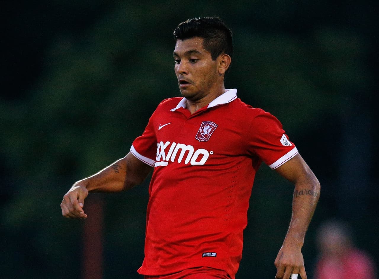 El Oporto es hoy el "buque insignia" de México no sólo en suelo luso, sino también en Liga de Campeones, tras fichar por 10.5 millones de euros al extremo Jesús Corona y lograr la cesión del lateral Miguel Layún en dos operaciones cerradas a última hora.