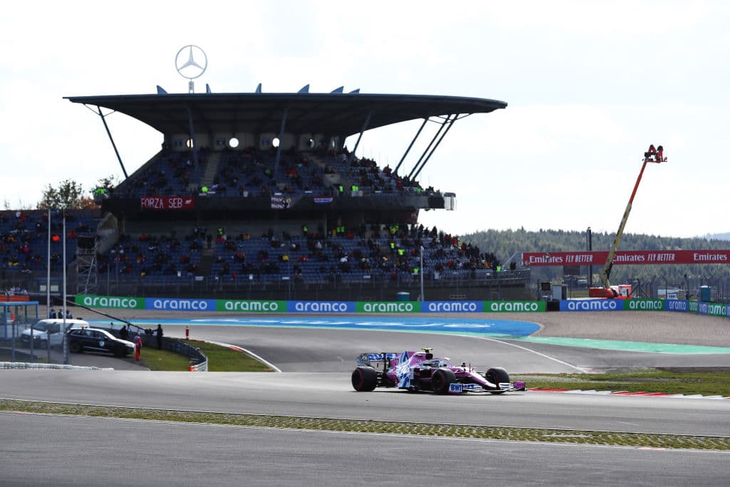 Charles Leclerc, Alexander Albon, Daniel Ricciardo, Esteban Ocon, Lando Norris, Sergio Pérez y Carolos Sainz, completan los que iniciarán en las primeras diez posiciones en el GP de Eifel.