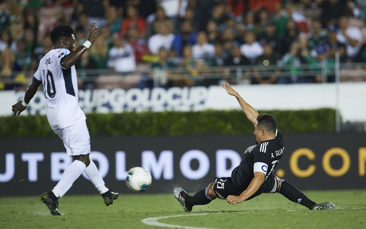 Fiel a sus características, Andrés Guardado se mostró intenso durante todo el partido sin importar el marcador, ni el rival.