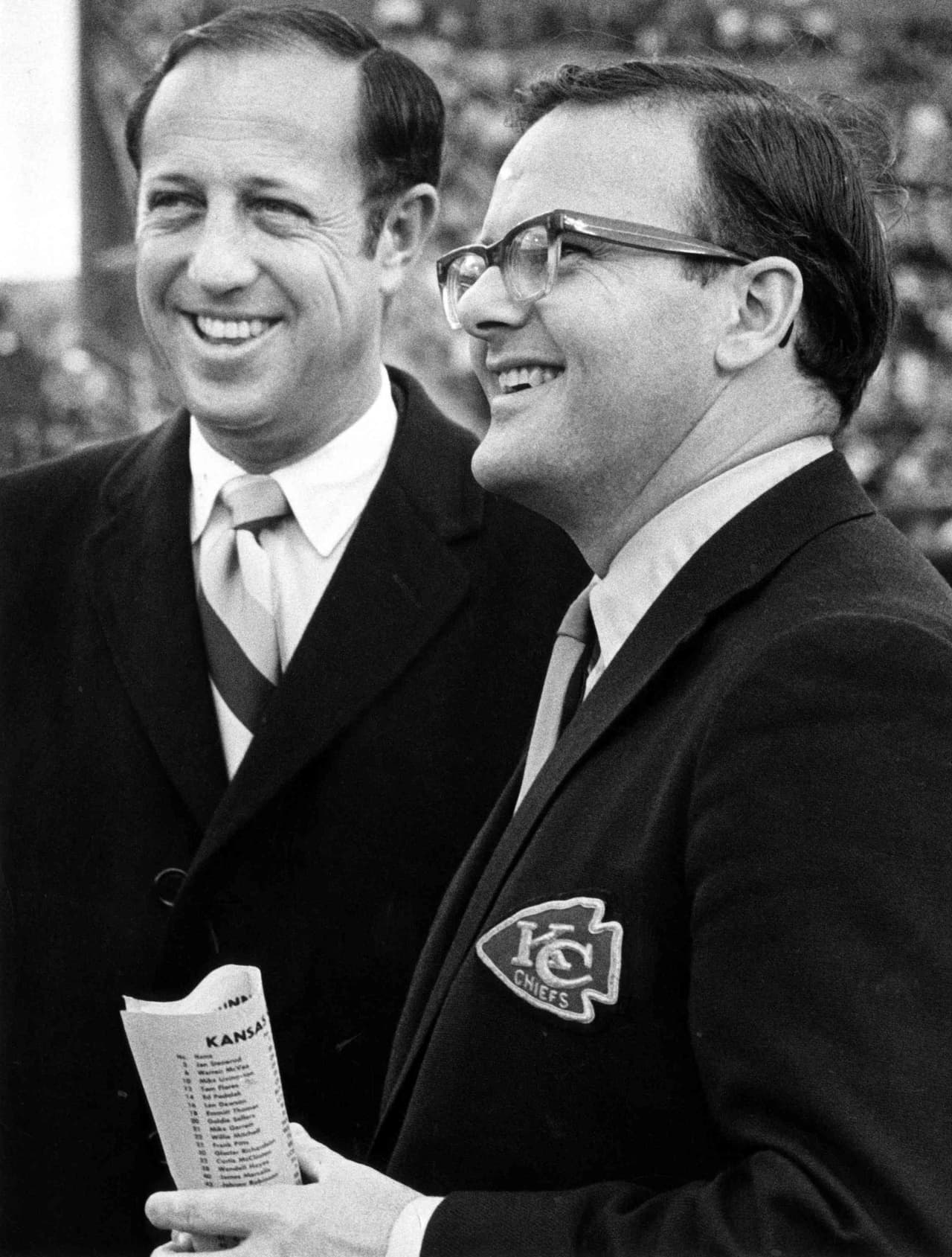 3. Los arquitectos de la futura unificación AFL-NFL fueron Pete Rozelle, Comisionado de la NFL y Lamar Hunt, cabeza ejecutiva de la AFL. Hunt también era dueño de los Kansas City Chiefs y buscaba su primer Campeonato.