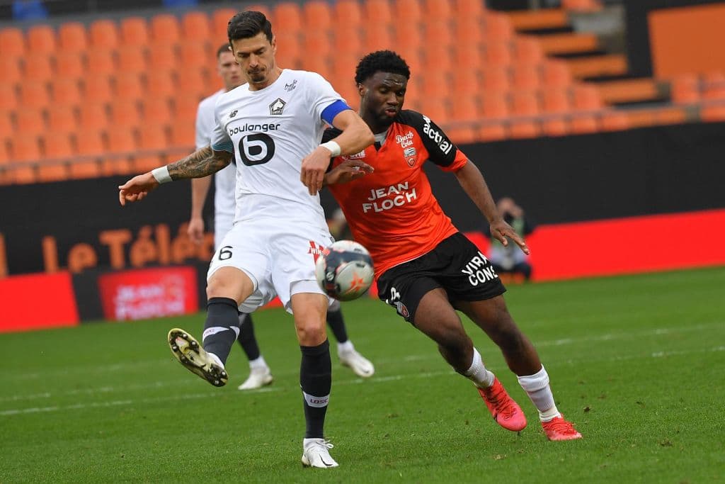 Lille OSC le demuestra al Lorient porque es el líder y los vencen 1-4 con goles de Jonathan Ikoné, Jérome Hergault , José Fonte y autogol de Andrew Gravillon.