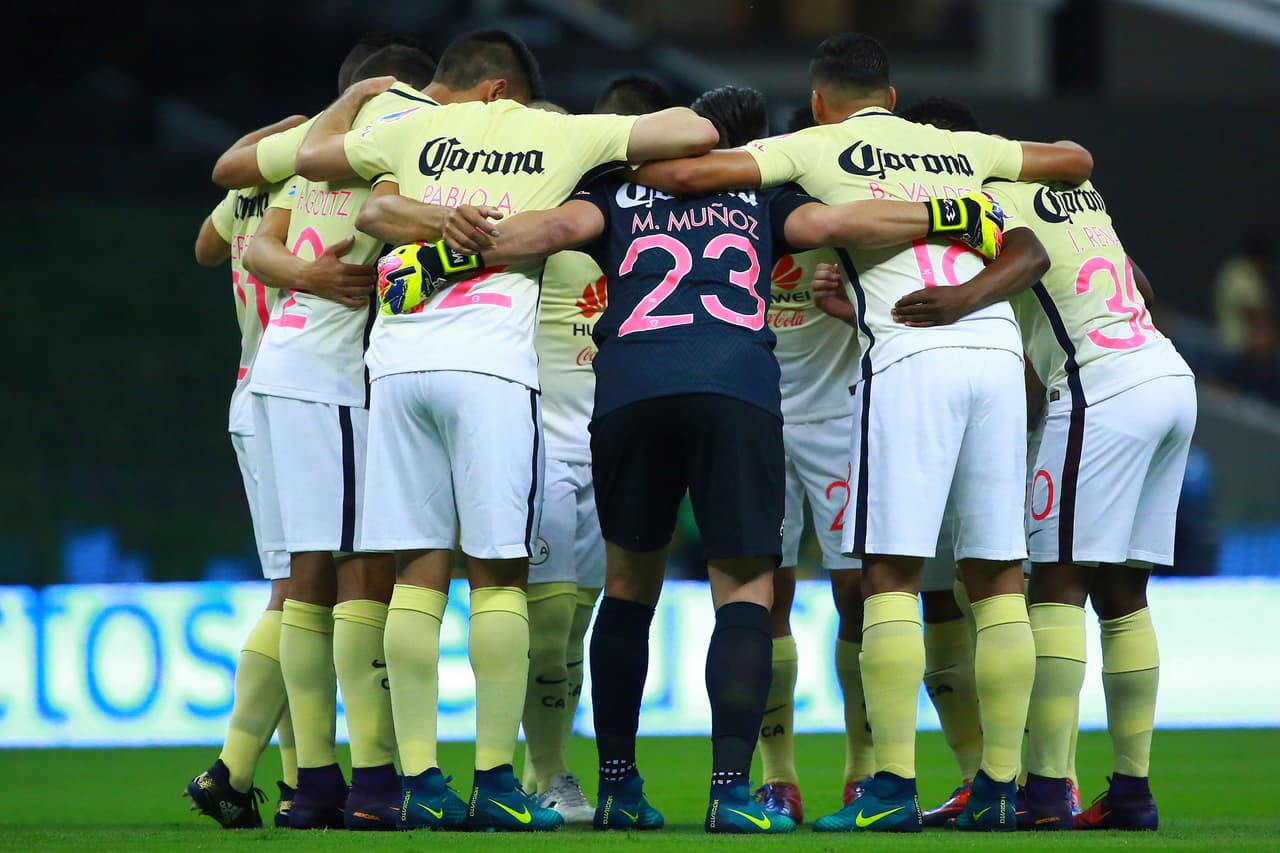 La unión de los jugadores también fue factor determinante para obtener más que los tres puntos una victoria en un instante determinante en 100 años de historia. Cada uno de los jugadores en cancha fueron y serán parte de un capítulo imborrable.