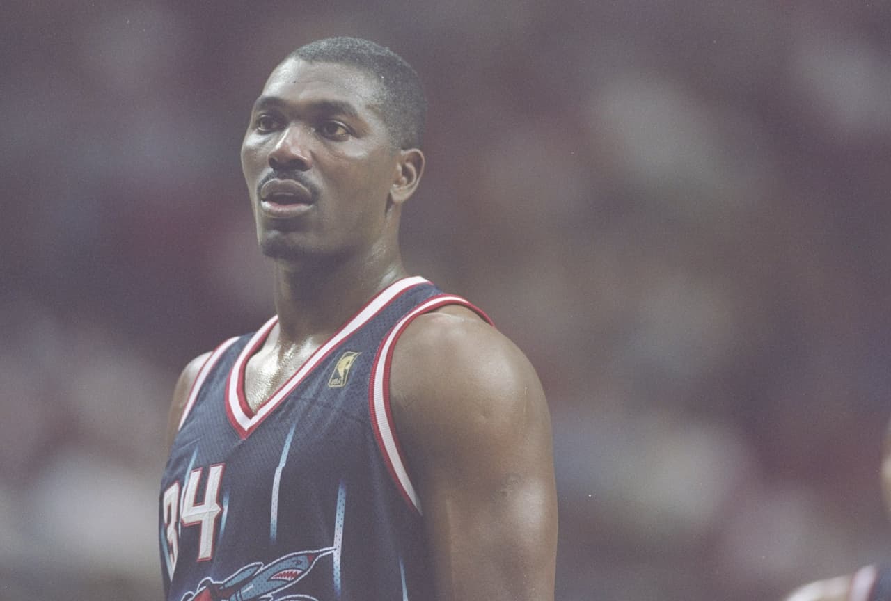 <b>11. Hakeem Olajuwon - </b>26,946 puntos