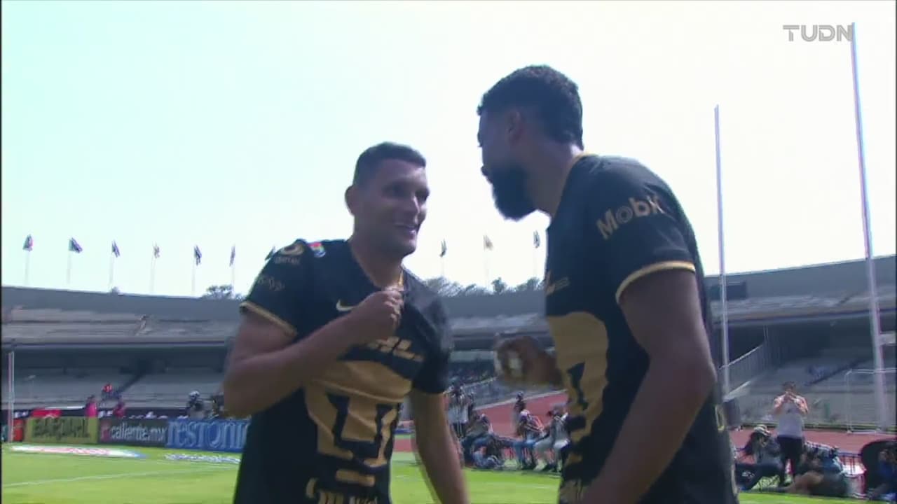 ¡A las redes! Diogo cruza de cabeza y pone el 2-1 sobre León