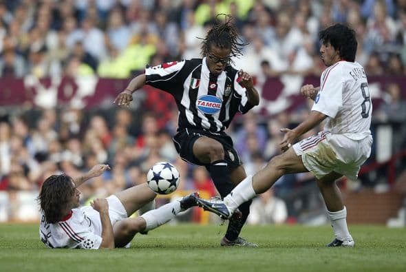 Otro dato relacionado a la Juventus es que el equipo busca llegar a una final de la Champions League 12 años después de que disputara la última en su historia, en aquella ocasión los bianconeros cayeron en penales ante el Milán. Por si esto fuera poco la vecchia signora ha perdido sus últimas 3 finales ante el Milán, Real Madrid y Borussia Dortmund.