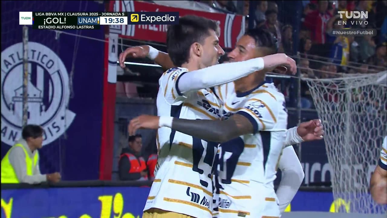 ¡Gol de Pumas! Pussetto aprovecha el error de la defensa para poner el 1-0