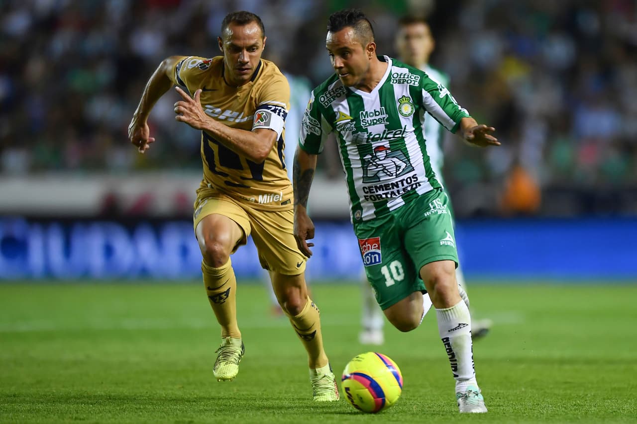 En la segunda mitad las cosas no cambiaron. A Pumas no le alcanzó para lograr recuperarse y León continuó presionando para ampliar la diferencia.