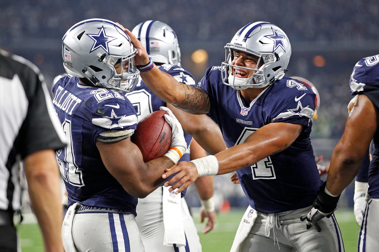 <b>DALLAS COWBOYS</b>
<br>Tras su fatífico 2015, sorprendieron ganando la división el año pasado con marca de 13-3. Fueron el mejor equipo de la Nacional pero los eliminó Green Bay. Esta temporada tienen la presión de cumplir las expectativas como una de las mejores ofensivas de la liga.