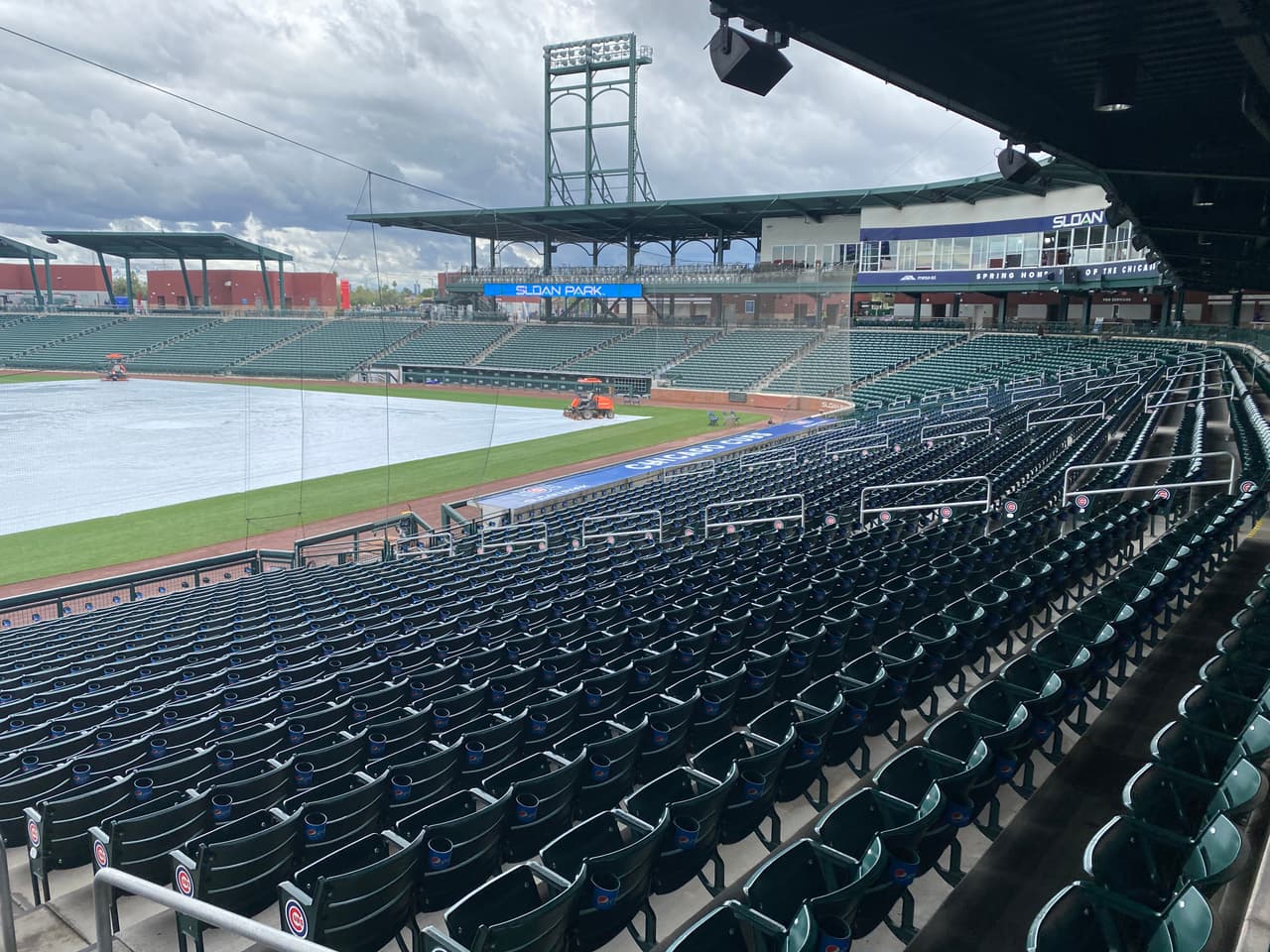 “Después de una llamada con los 30 clubs, y después de consultar con la Asociación de Jugadores de Béisbol de las Grandes Ligas, el comisionado Robert D. Manfred, Jr. anunció 
<b>que se ha decidido suspender los juegos de entrenamiento de primavera</b>”, anunció MLB.