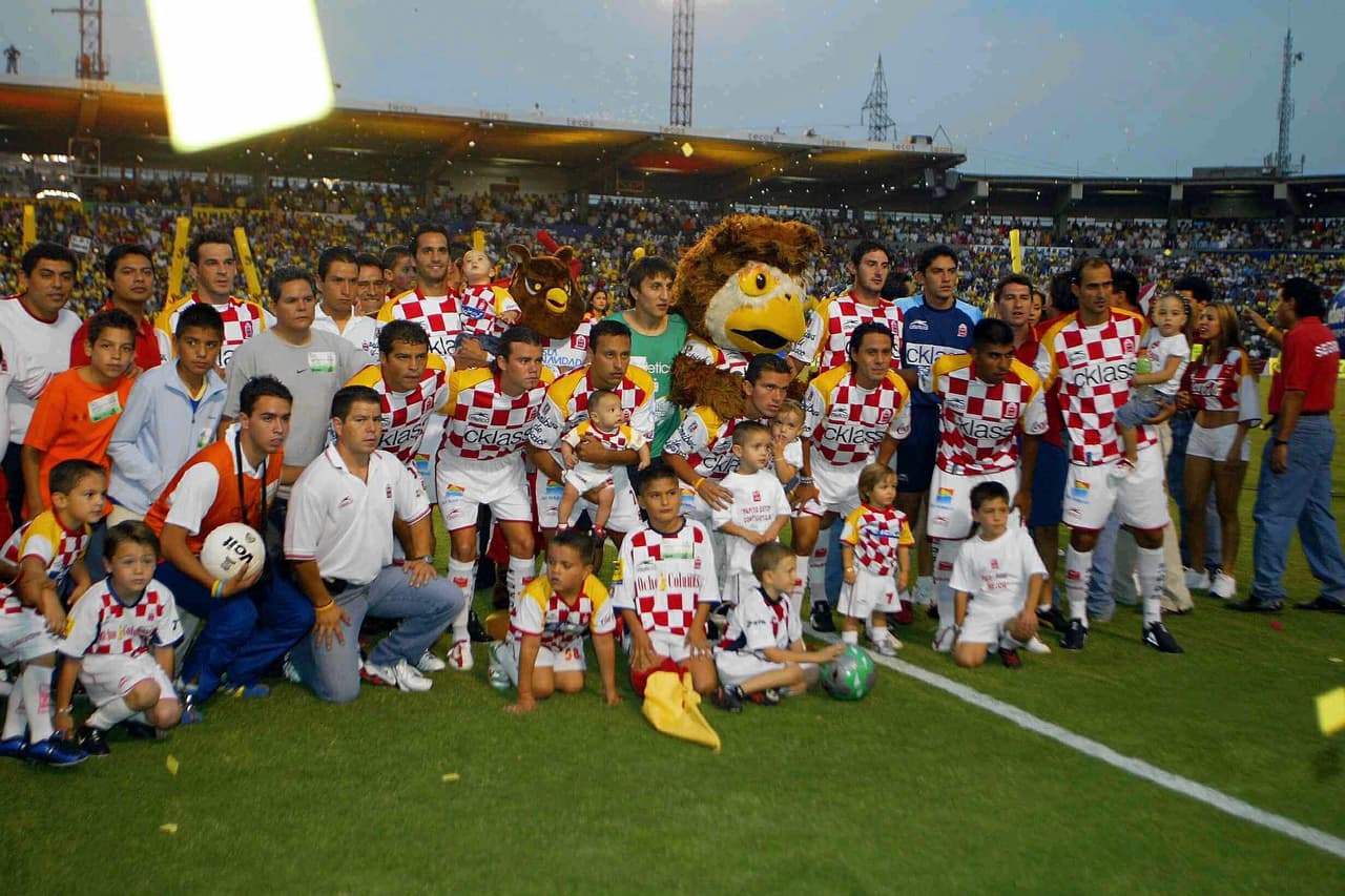 Justo un año después, la polémica arbitral regresaría para la final del Clausura 2005 entre Tecos y el América.
