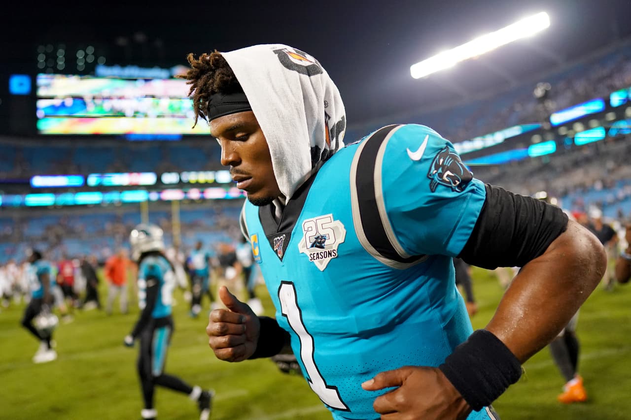 Cam Newton queda oficialmente fuera de la Semana 3