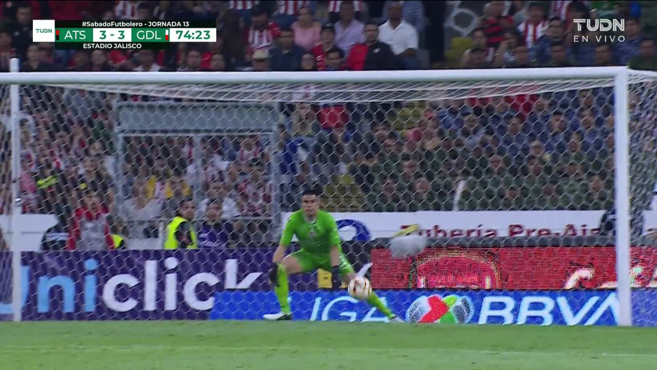 ¡TIRO ATAJADO! disparo por Julio Furch.