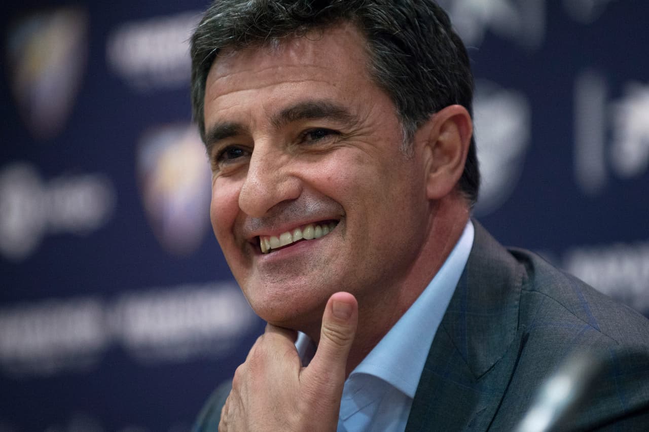 Muchos años después, el español confesó que en un encuentro de nuevo con el 'Pibe' y su esposa recordaron la situación entre risas y bromas.