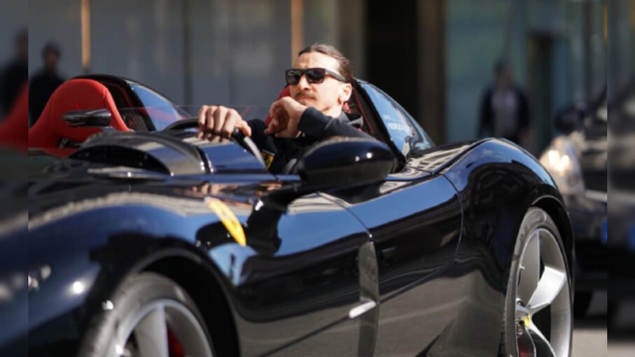 Este es el increíble Ferrari de Zlatan Ibrahimovic | El sueco hace lucir como nadie al potente vehículo de la prestigiada firma italiana.