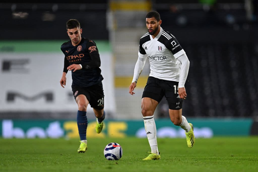Con goles de Sergio Aguero, Gabriel Jesus y John Stones, el Manchester City se quita la espina de la derrota ante el Manchester United y golean 0-3 al Fulham.