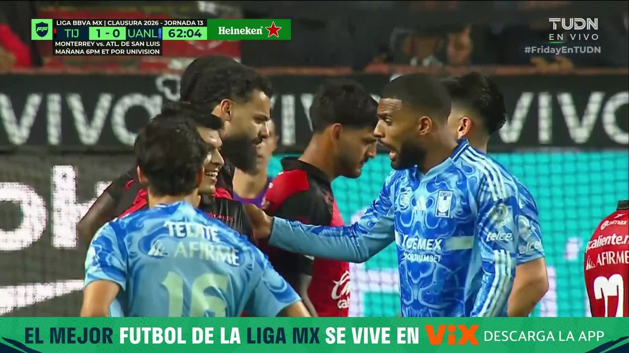 ¿Esto no era falta? Le dejan un recuerdito a Gorriarán pero el árbitro dice juegue