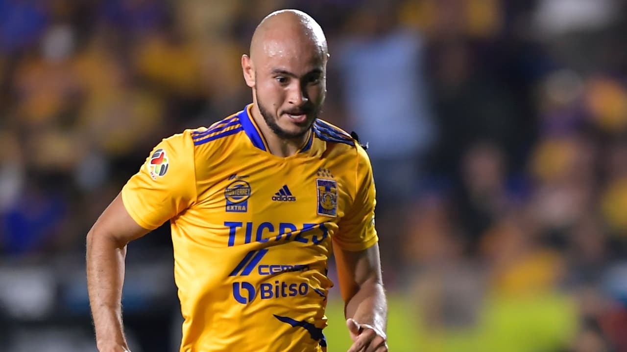 'Charly' González no viaja con Tigres para resolver su fichaje con Toluca