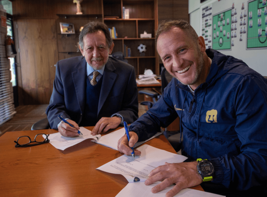 Pumas da continuidad a Andrés Lillini como director técnico