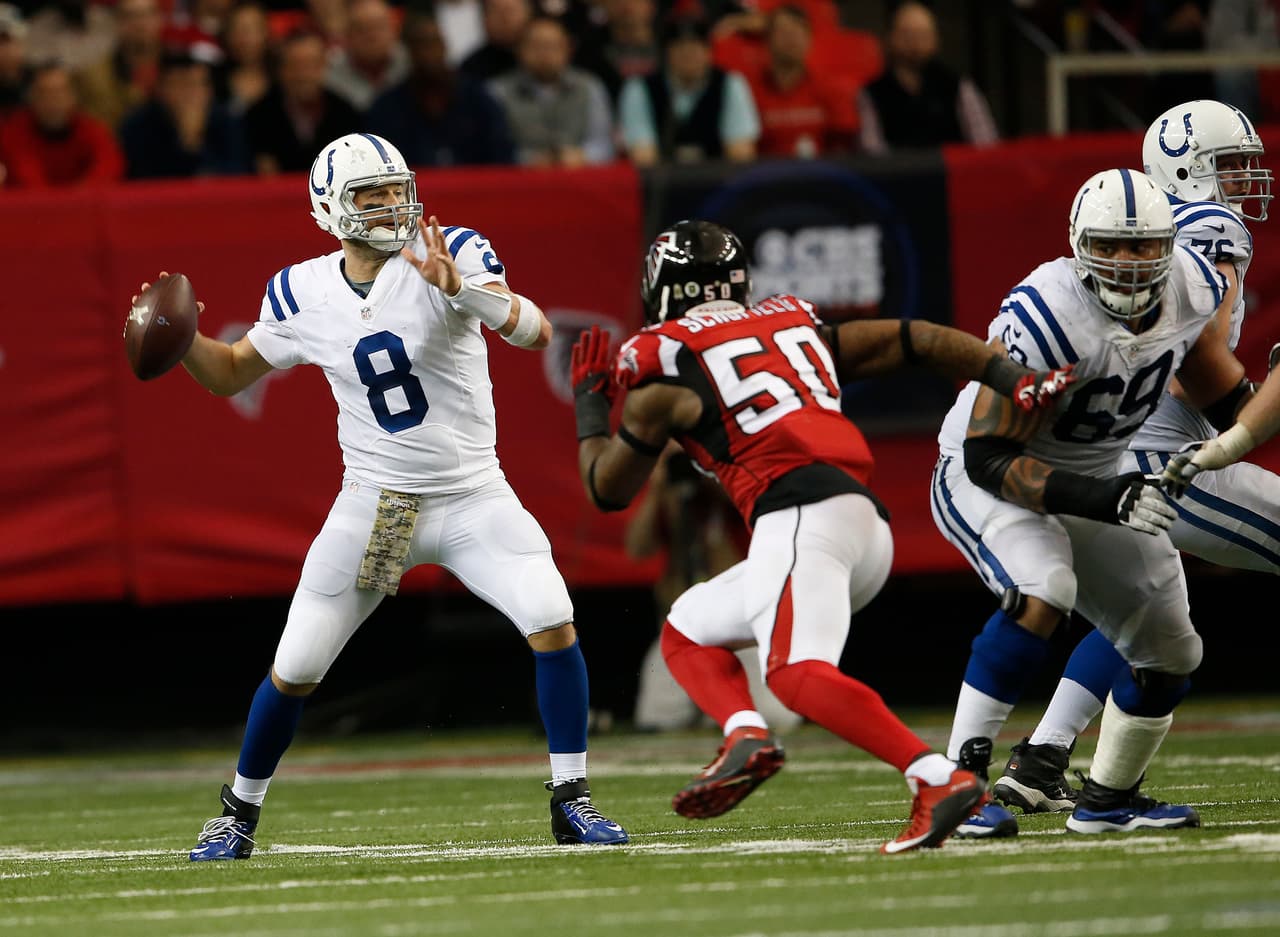 Los Indianapolis Colts con Matt Hasselbeck de QB vencieron 24 - 21 a los Atlanta Falcons en dramático final definido con gol de campo de Adam Vinatieri
