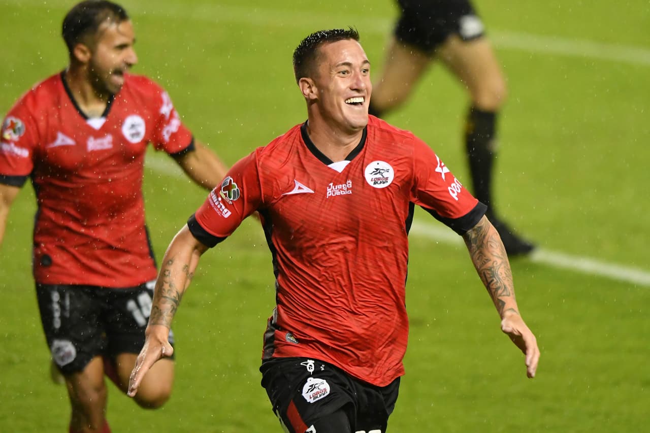 Leonardo Ramos empujó la pelota tras una serie de rechaces y otorgó la victoria a Lobos BUAP después de 55 días.
