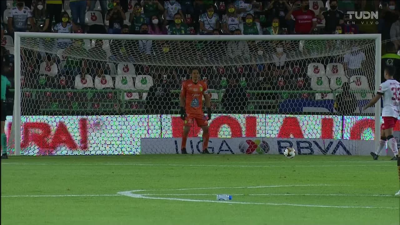 ¡GOOOL! Diego Rigonato Rodrigues anota para Toluca.