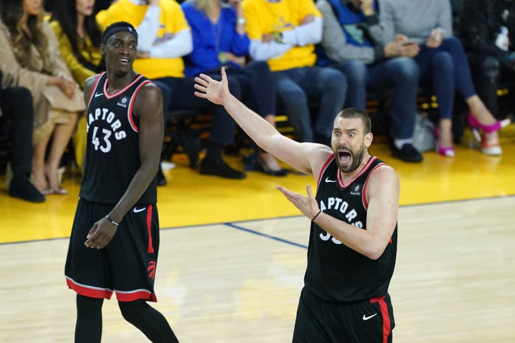 Un desesperado Marc Gasol reaccionaba de este modo cuando los Toronto Raptors se vieron casi alcanzados en el tercer cuarto, pues los Warriors se pusieron a tan solo ocho unidades. El poste español acabó con 17 unidades.