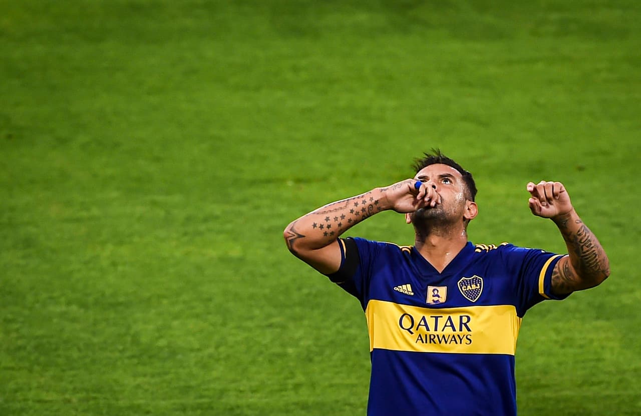 BUENOS AIRES, ARGENTINA - NOVEMBER 29: Edwin Cardona of Boca Juniors celebrates after scoring the second goal of his team during a match between Boca Juniors and Newell's Old Boys as part of Copa Diego Maradona 2020 at Estadio Alberto J. Armando on November 29, 2020 in Buenos Aires, Argentina. Argentine football tournament was renamed to honour the late Diego Maradona. (Photo by Marcelo Endelli/Getty Images)