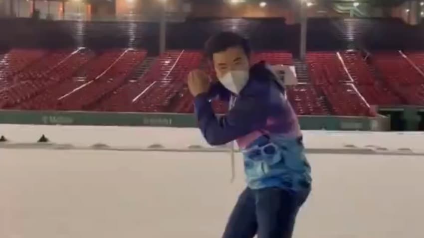 Busca policía a quienes entraron a Fenway Park de forma ilegal