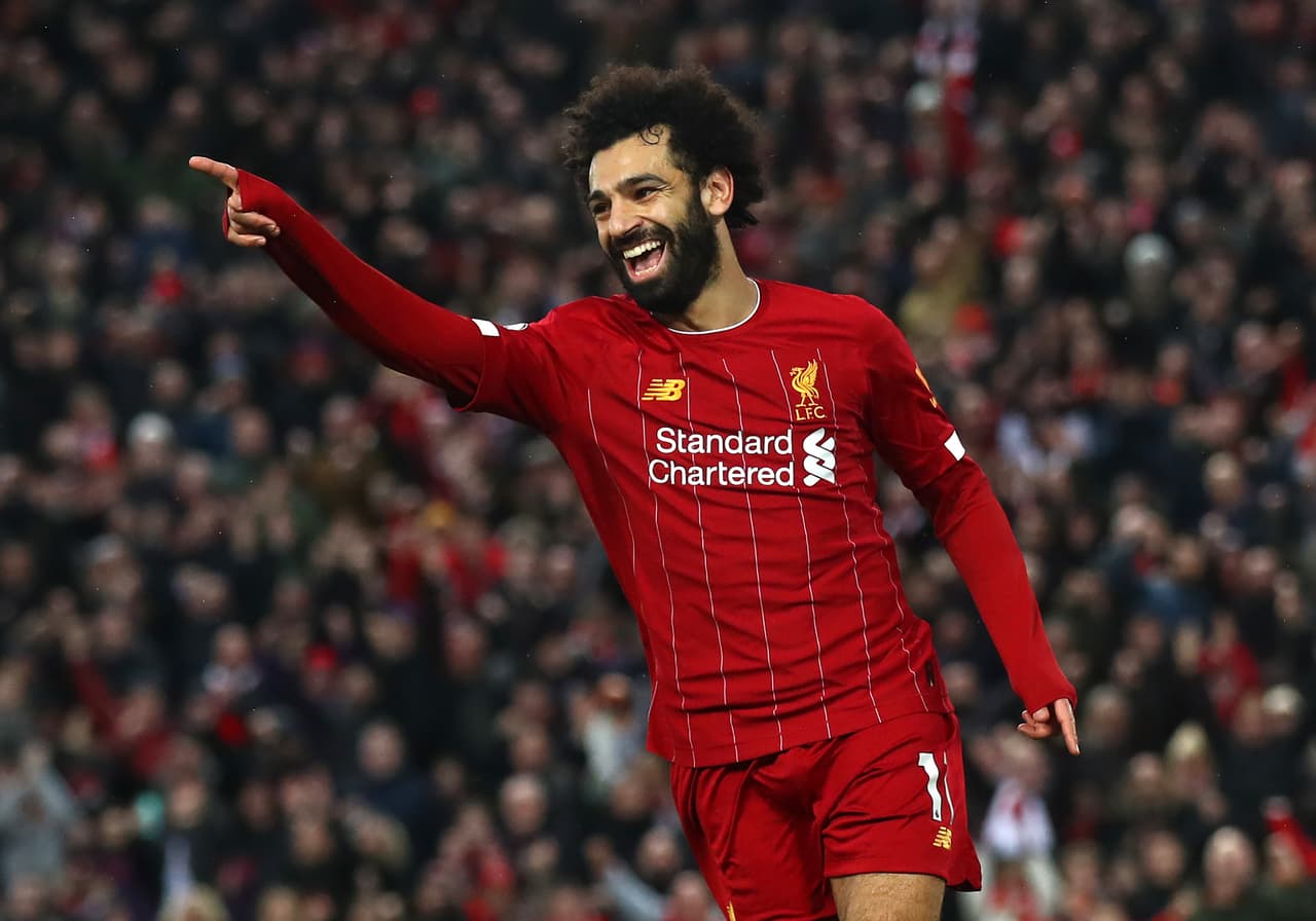Salah anotó un doblete ante el Southampton para contribuir a la marca del Liverpool.