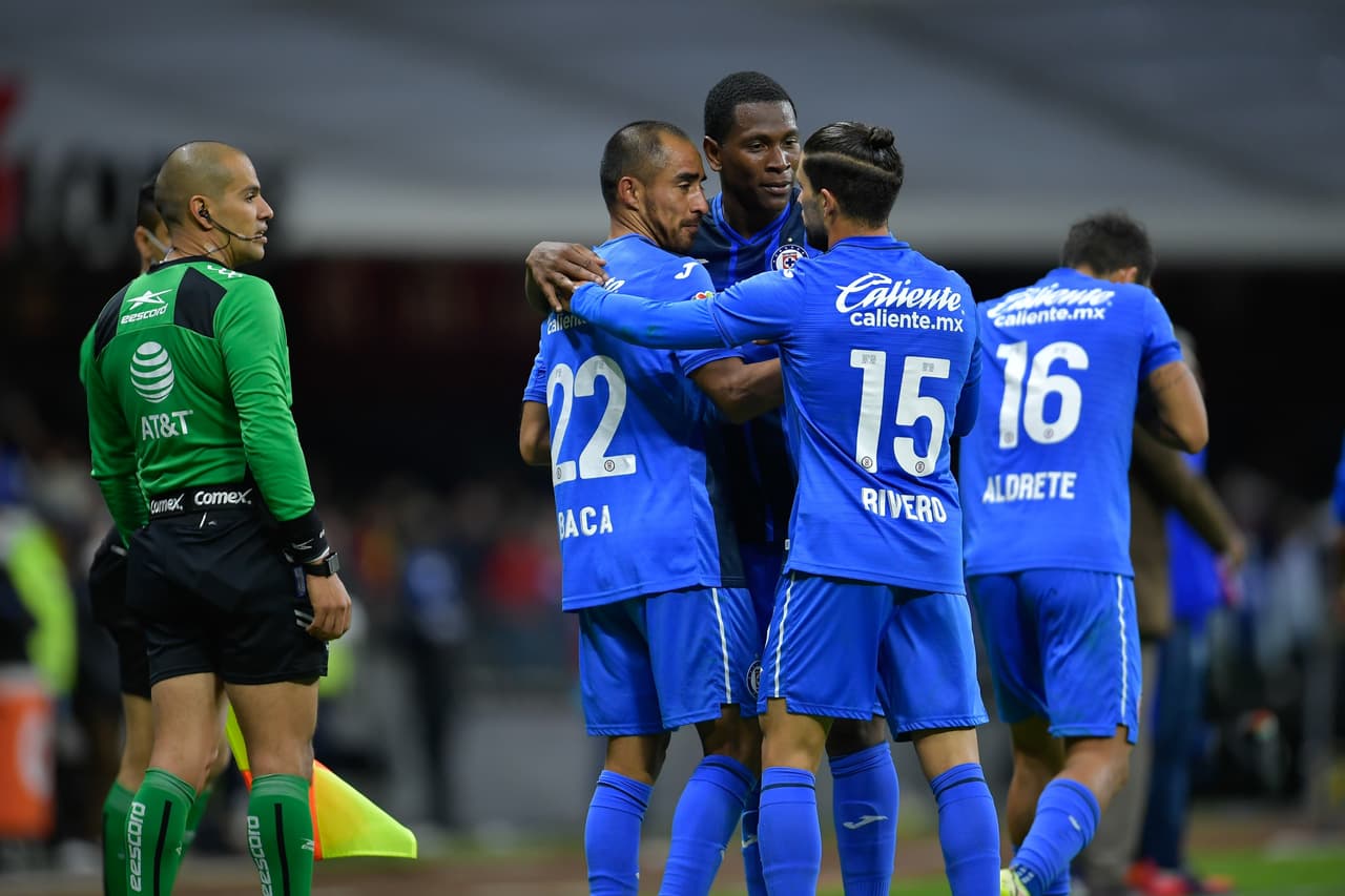 Charlie Rodríguez y Rafa Bacca son los encargados de batir las redes de Jonathan Rodríguez en la victoria de Cruz Azul 2-0 sobre Tijuana.
