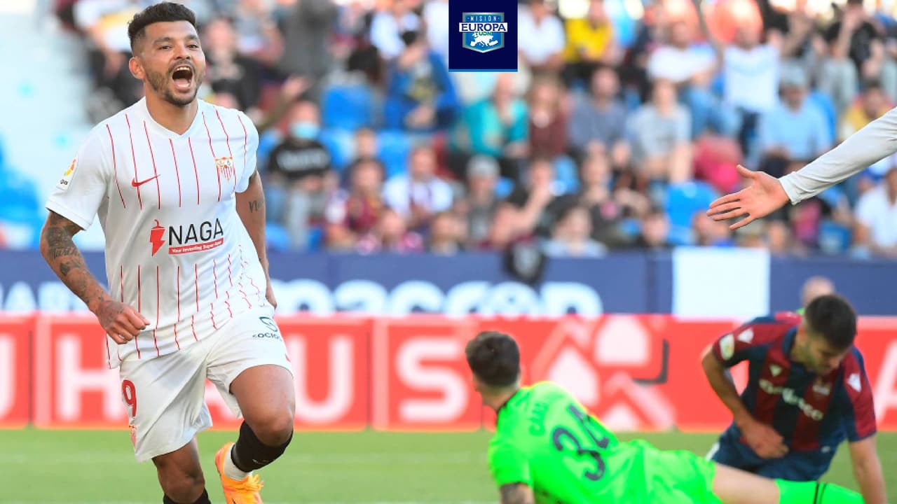 ¡Feliz! ‘Tecatito’ presentía que llegaría su estreno con Sevilla