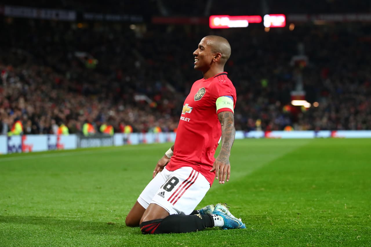 Ashley Young le dio el “sí” al Inter y llegaría a la Serie A

