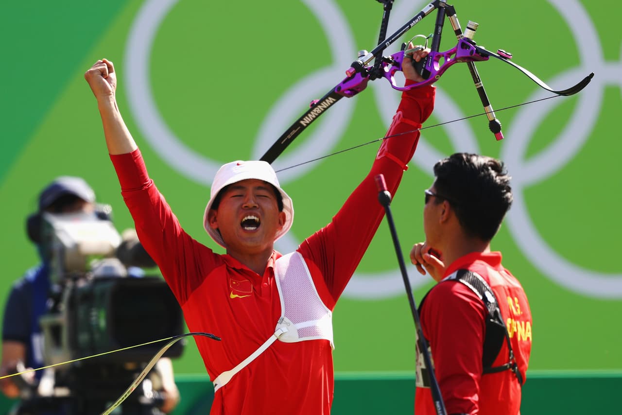 Yu Xing (China) reacciona durante la eliminatoria masculina de Tiro con Arco. 
<br>