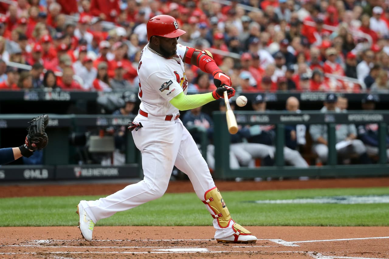 Los Braves vienen de atrás en la novena para remontar a los Cardinals 3-1.