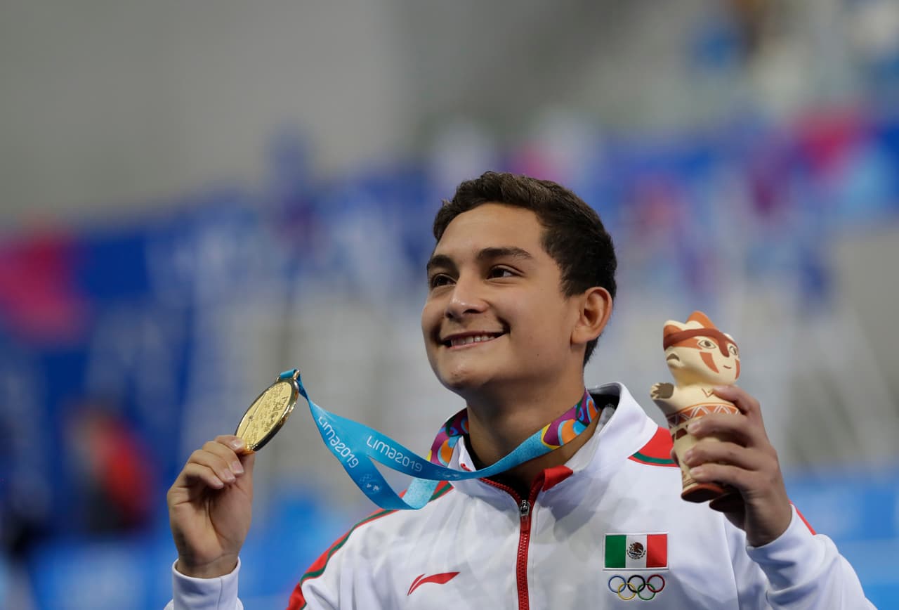 El joven medallista panamericano en clavados, el mexicano Kevin Berlín.