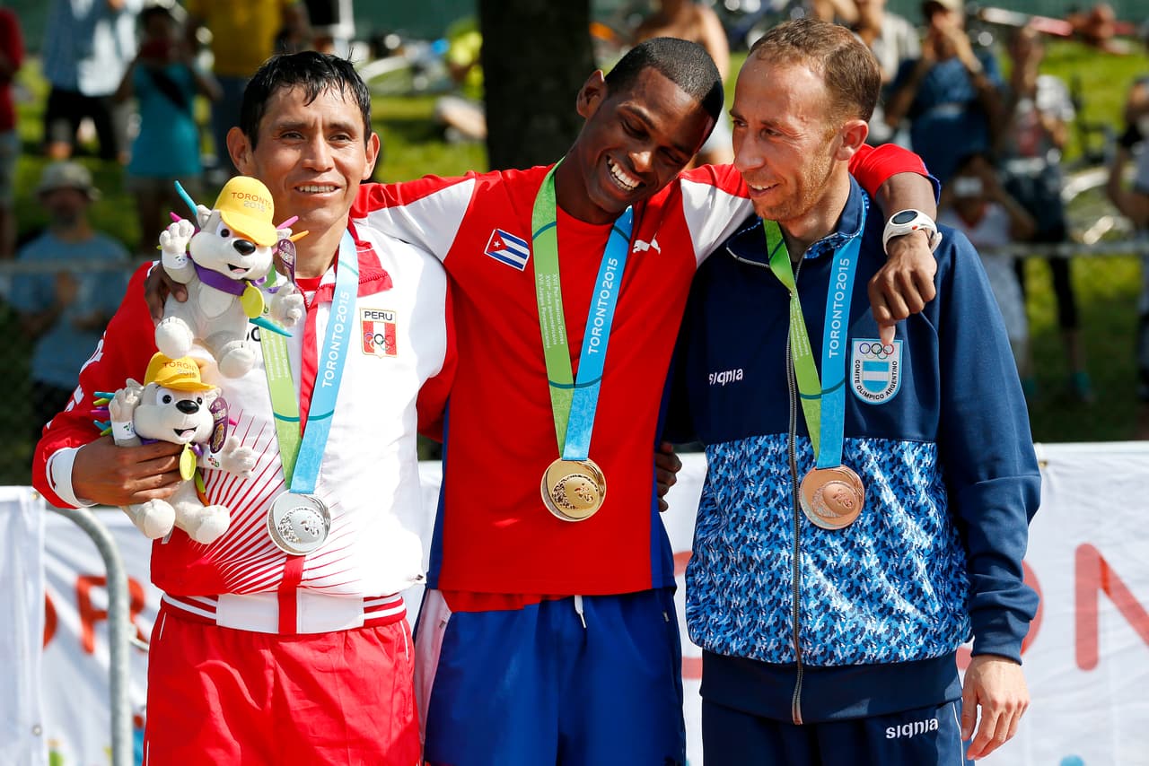 RIcher Pérez de Cuba de ganó el maratón en los Juego Panamericanos de Toronto 2015, la plata fue para el peruano Raúl Pacheco y el bronce para el argentino Mariano Mastromarino.