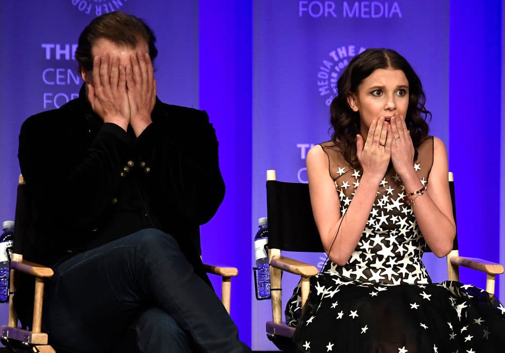 Millie nos deslumbró con su vestido de estrellas, pero su camisa fue lo mejor del fin de semana