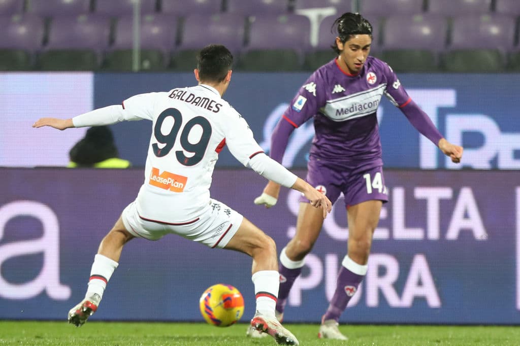 La Fiorentina no tuvo piedad del Genoa y propinó una goliza de 6-0 durante la Jornada 22 en la Serie A. Cristiano Biraghi fue el único en hacer doblete, mientras que Álvaro Odriozola, Giacomo Bonaventura, Dusan Vlahovic y Lucas Torreira sumaron goles para el triunfo de la 'Fiore'; Johan Vasqez no jugó.