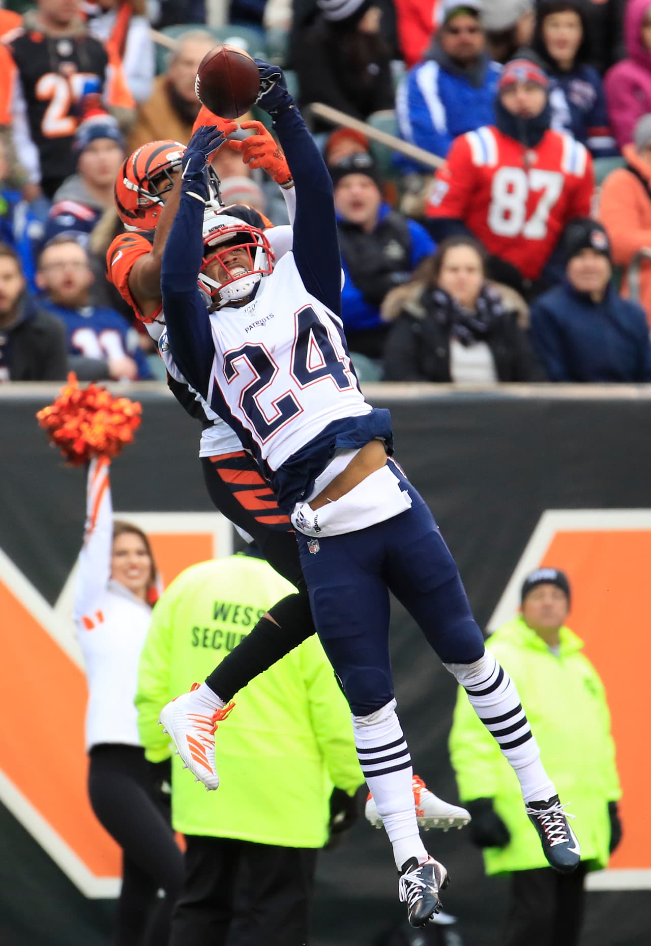 Cincinnati Bengals 13-34 New England Patriots