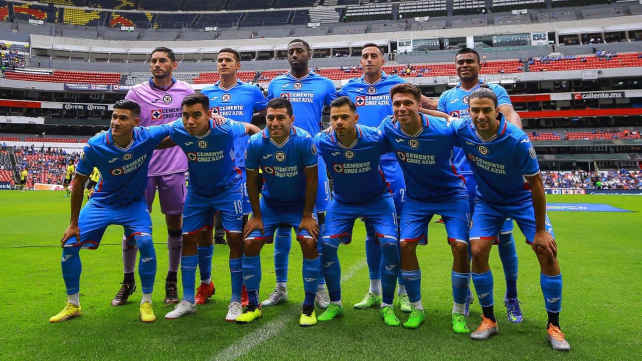 Cruz Azul presenta playera edición especial por el mes patrio