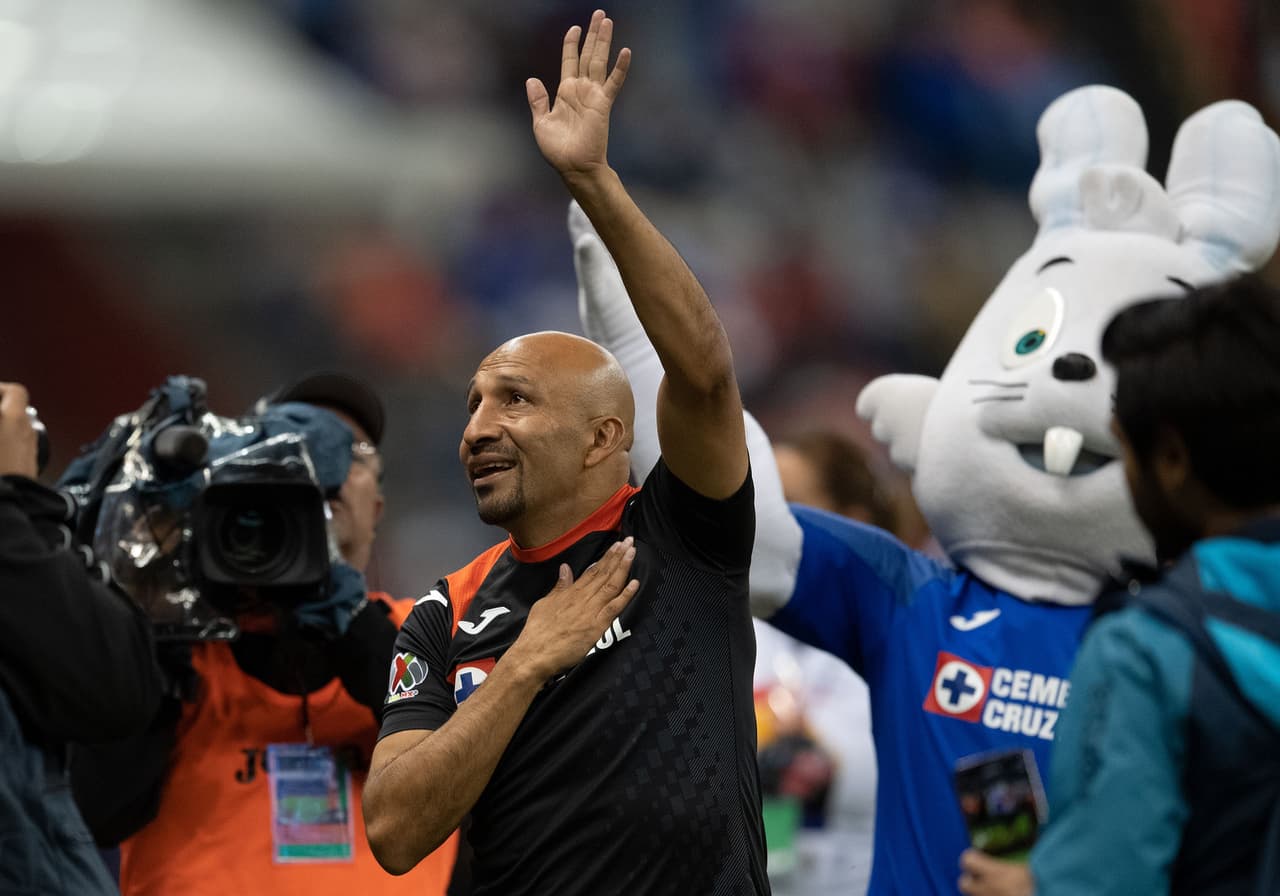 'Conejo' Pérez se retiró con 46 años.