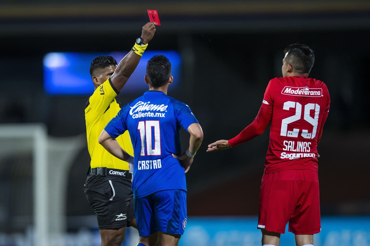 Con gol de Juan Escobar, la Máquina avanza a semifinales y el Toluca queda fuera de la Copa GNP por México.