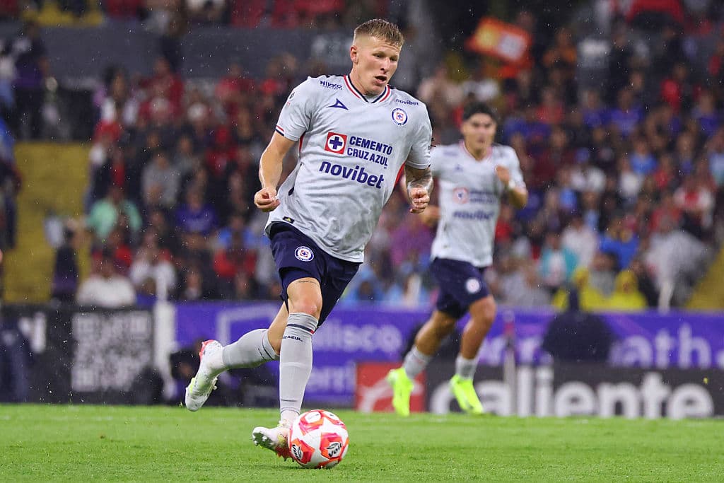 El mediapunta polaco Mateusz Bogusz está en el segundo lugar entre los jugadores mejores valuados de la actual plantilla del Cruz Azul, con un valor de 7,6 millones de euros.