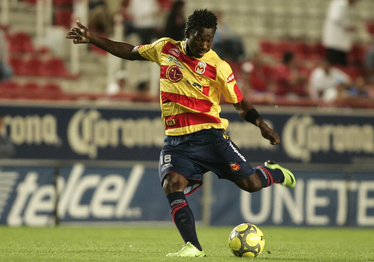 Otro jugador del Morelia que militó en el balompié ruso fue el peruano Andrés 'Cóndor' Mendoza.