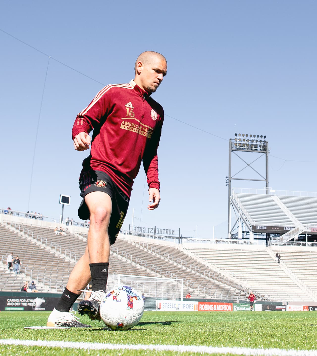 El veterano Ozzie Alonso ya se hizo un lugar en la escuadra de Gonzalo Pineda.